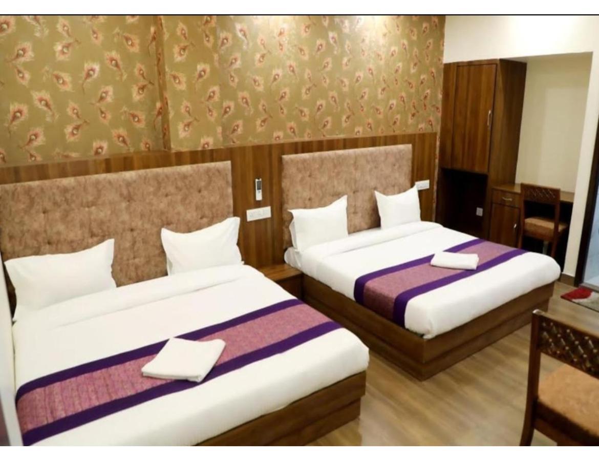 Hotel Royal Villa 2, Amritsar Buitenkant foto